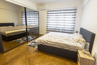 Apartamentos Athenee Residence 1