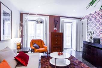 Designer Apartment In Chiado