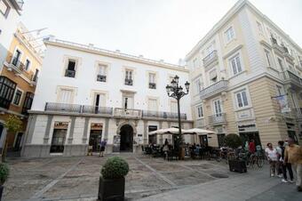 Apartamento Colon En Cadiz