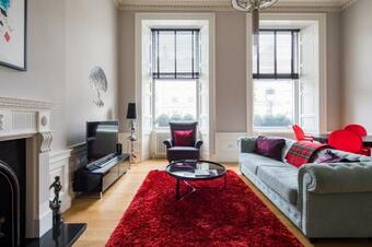 Apartamento Plum Guide - Red Yarn