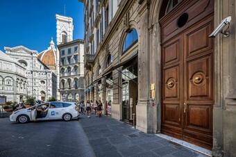 Hostal Duomo Palace