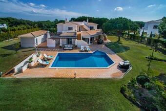 Quinta Do Lago Villa Sleeps 8 Pool Air Con T479975