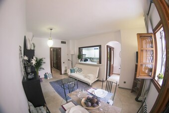 Apartamentos Luz De Sevilla I