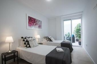 Stylish *new* Apartment In Alicante W/ 4 Bedrooms