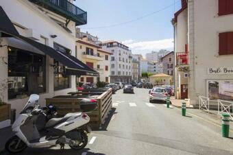 Apartamento Bright Studio Near Port Vieux Beach In Biarritz - Welkeys