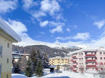 Apartamento Zentrale Wohnung In St. Moritz Mit Großem Balkon