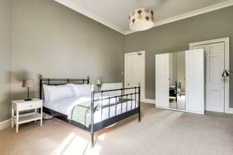 Altido Bright And Spacious 4-bedroom Apart In Stockbridge