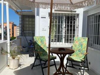 Belissimo Apartment. 2 Bedrooms With Patio.