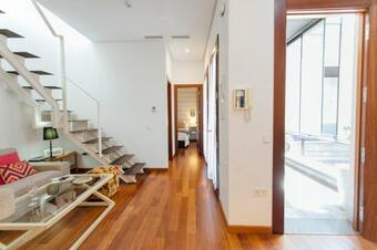 Apartamento Attic With Terrace- 1bd 1bth- Corral Del Rey